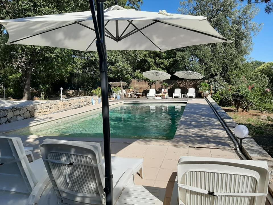 Mas Provençal au Cannet des Maures Le Cannet-des-Maures Exterior foto